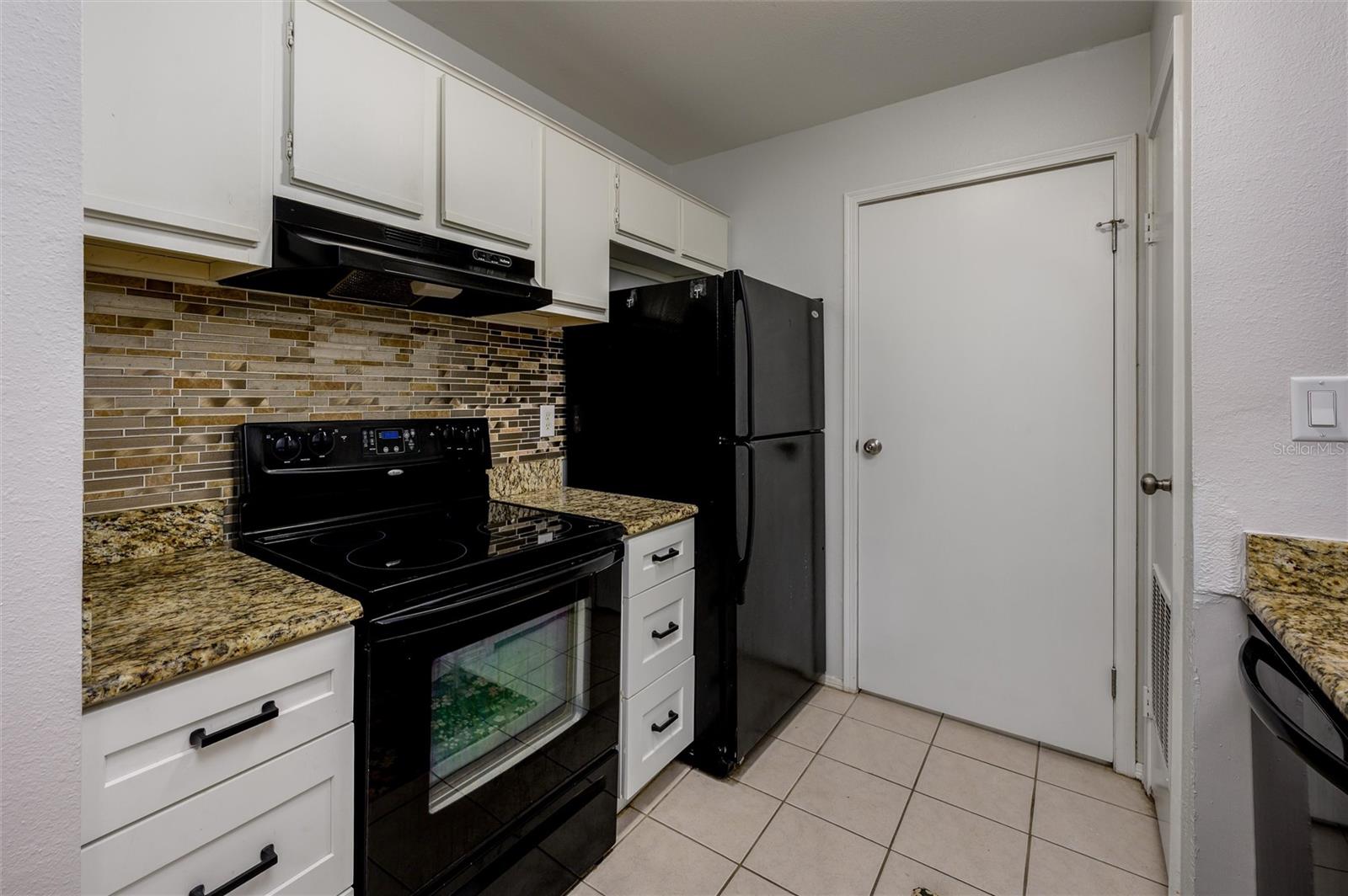 WINDJAMMER CONDO - Residential