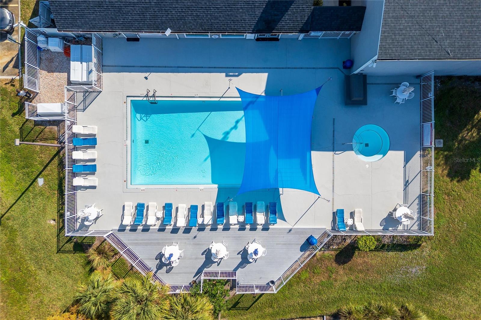 WINDJAMMER CONDO - Residential