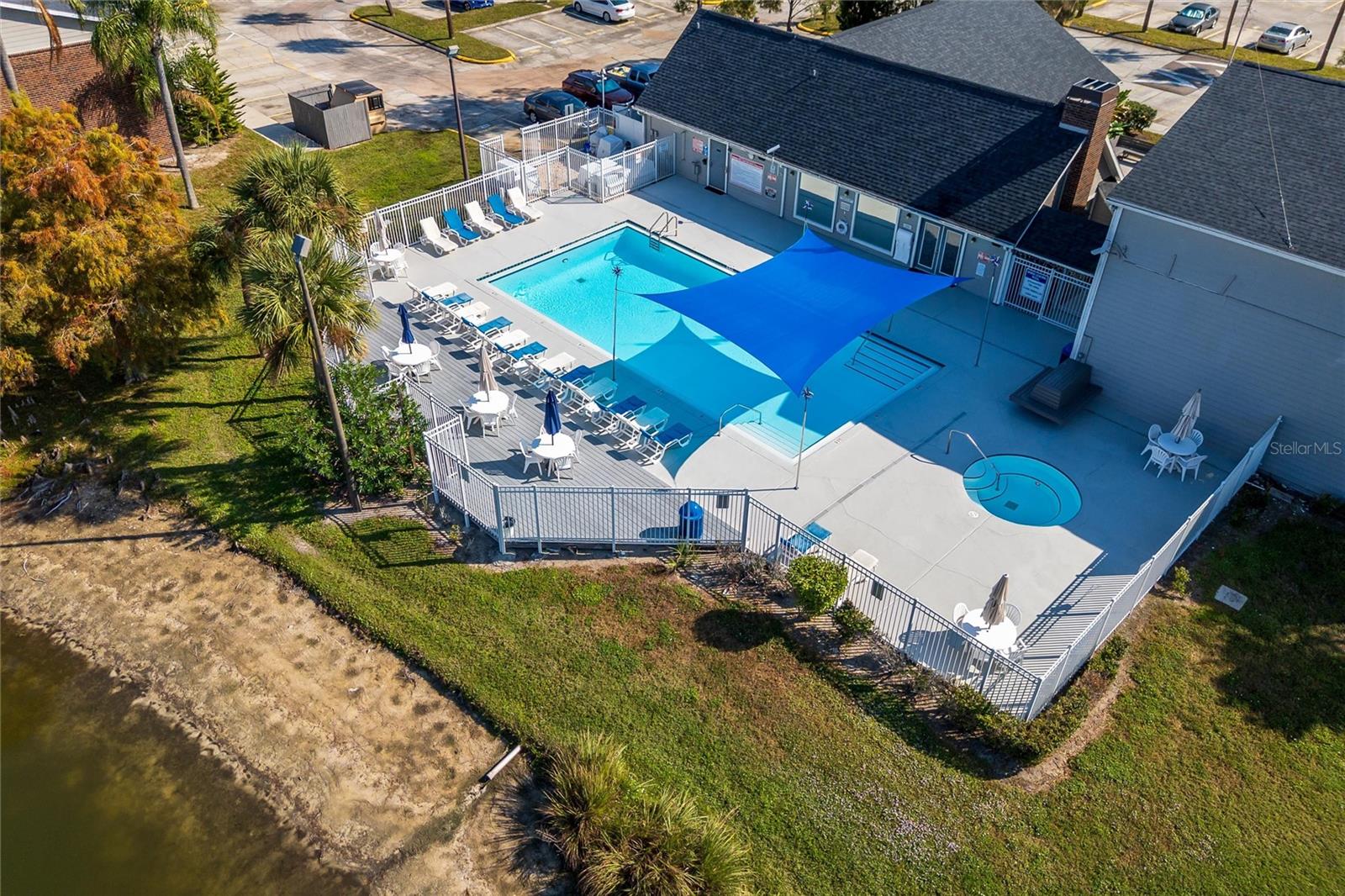 WINDJAMMER CONDO - Residential