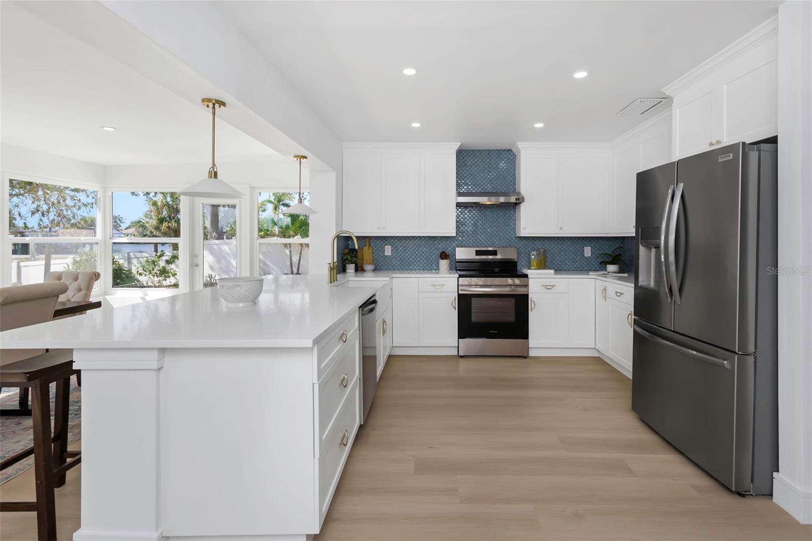 APOLLO BEACH UNIT 13 PT 1 RE - Residential