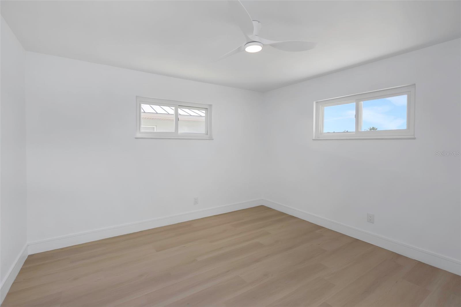 APOLLO BEACH UNIT 13 PT 1 RE - Residential