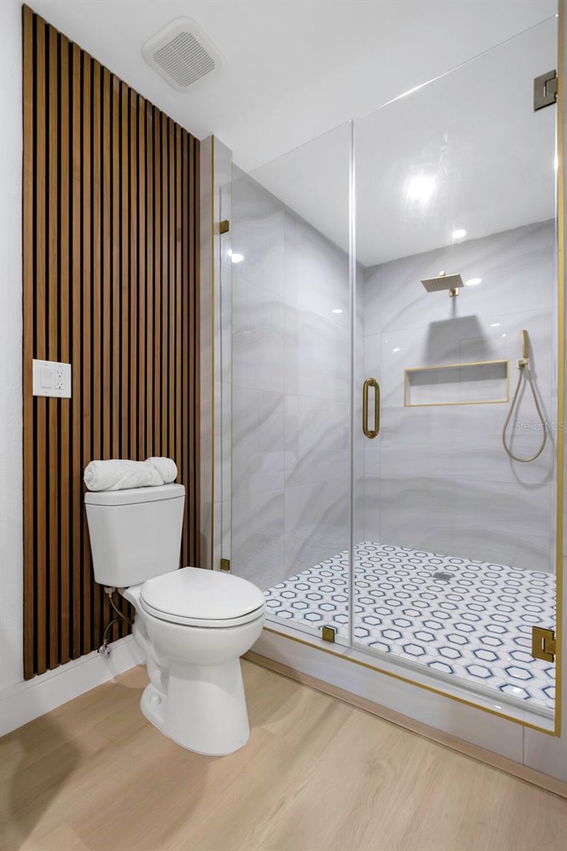 APOLLO BEACH UNIT 13 PT 1 RE - Residential