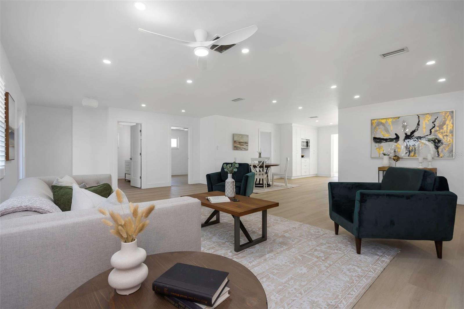 APOLLO BEACH UNIT 13 PT 1 RE - Residential