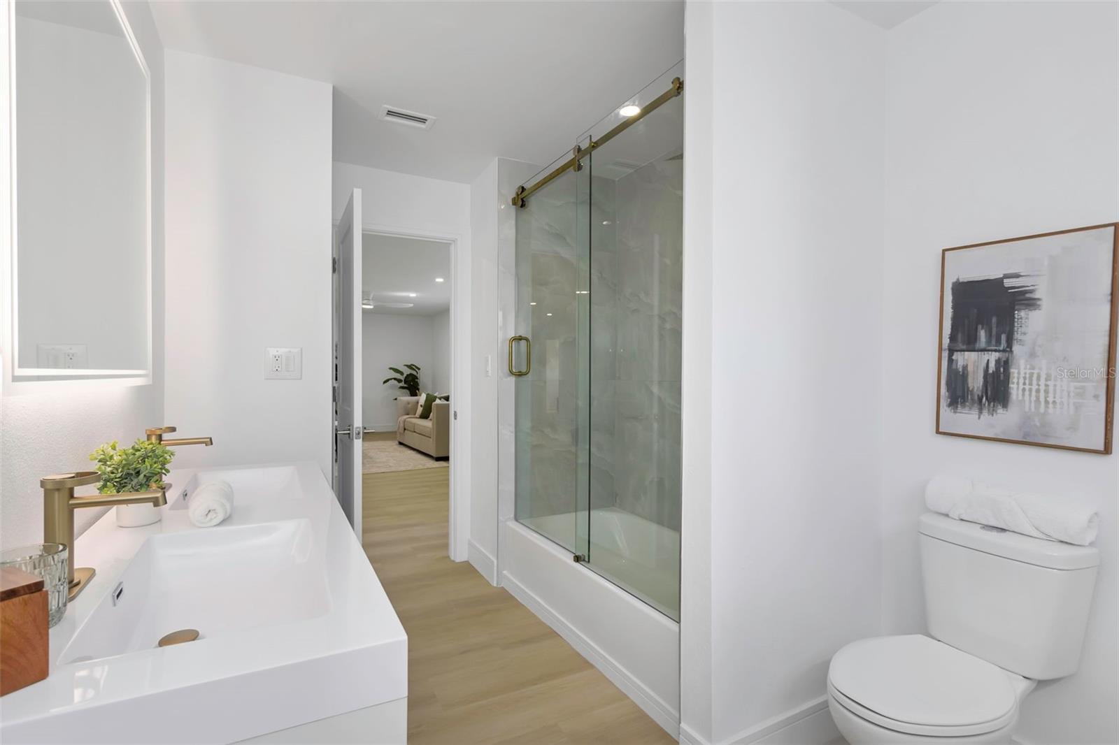 APOLLO BEACH UNIT 13 PT 1 RE - Residential