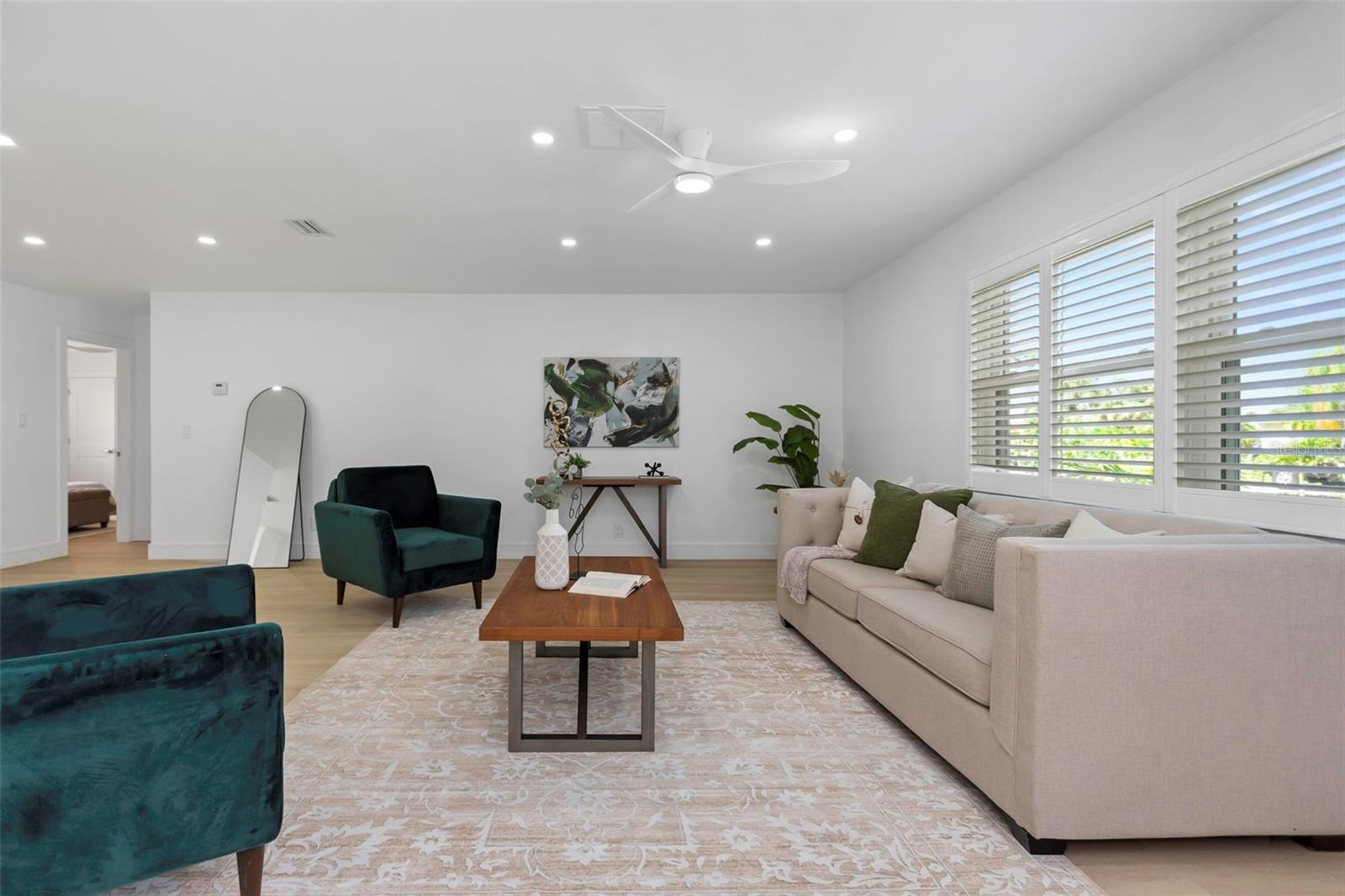 APOLLO BEACH UNIT 13 PT 1 RE - Residential