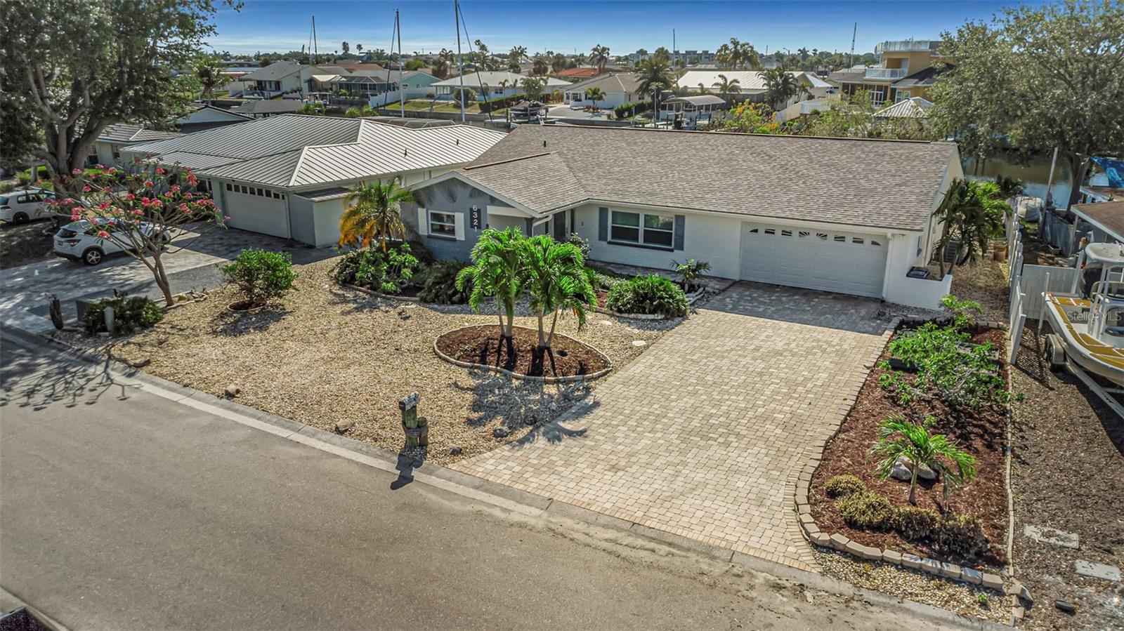 APOLLO BEACH UNIT 13 PT 1 RE - Residential