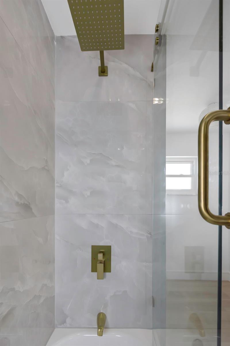 APOLLO BEACH UNIT 13 PT 1 RE - Residential