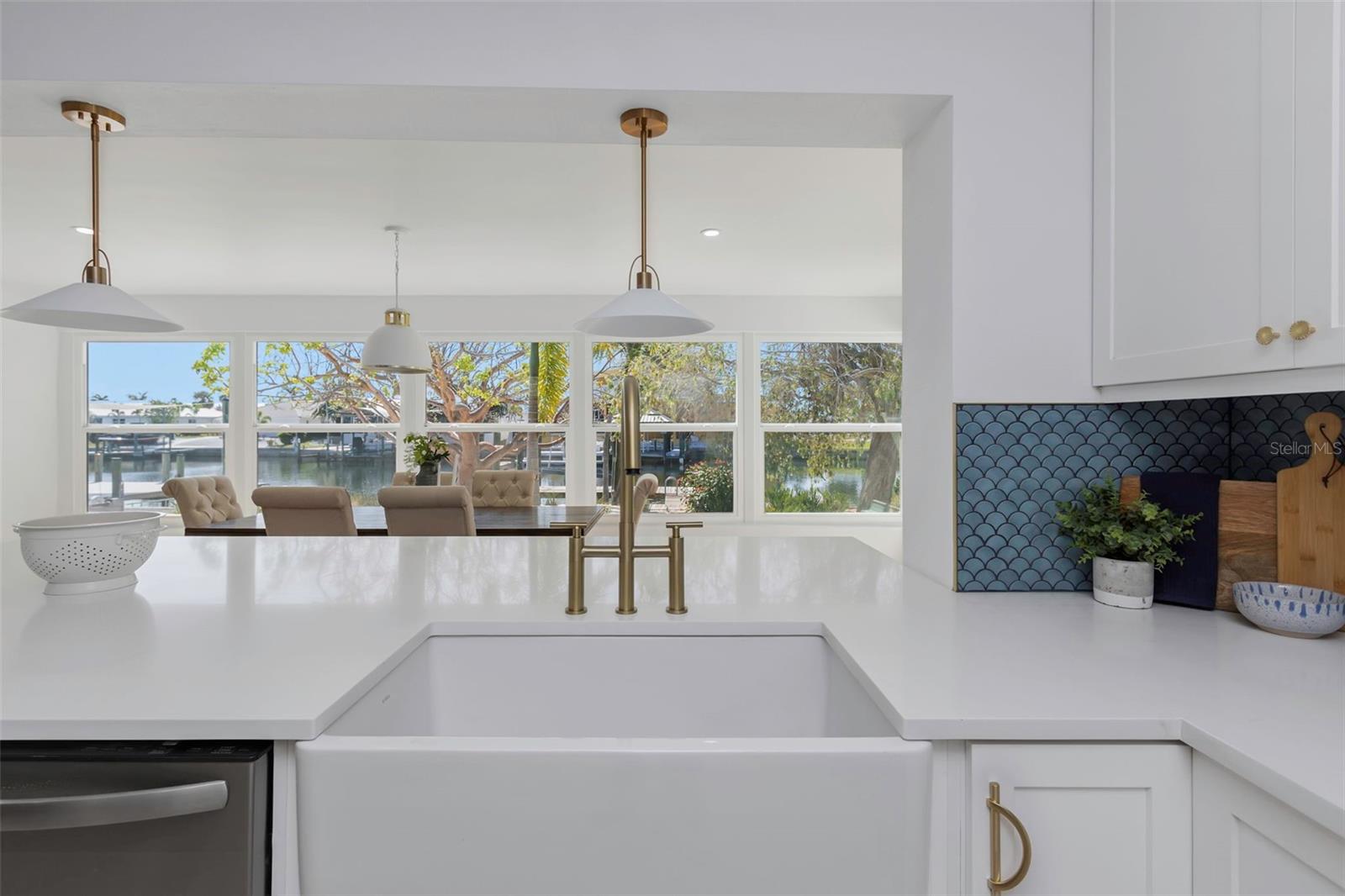 APOLLO BEACH UNIT 13 PT 1 RE - Residential