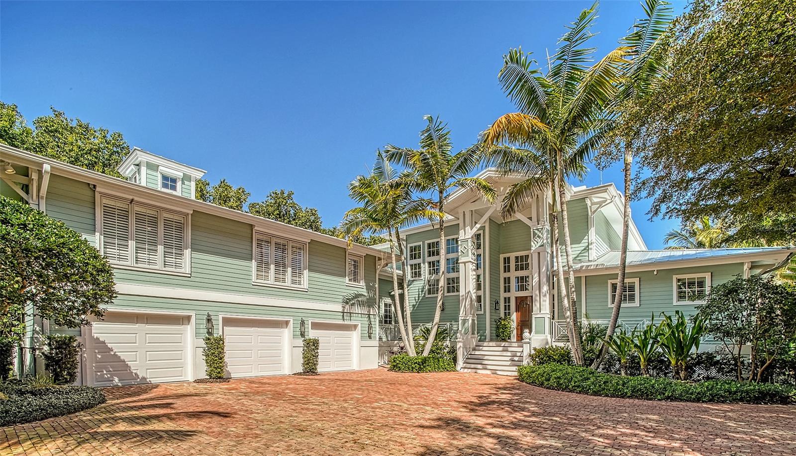 COCOANUT BAYOU - Residential