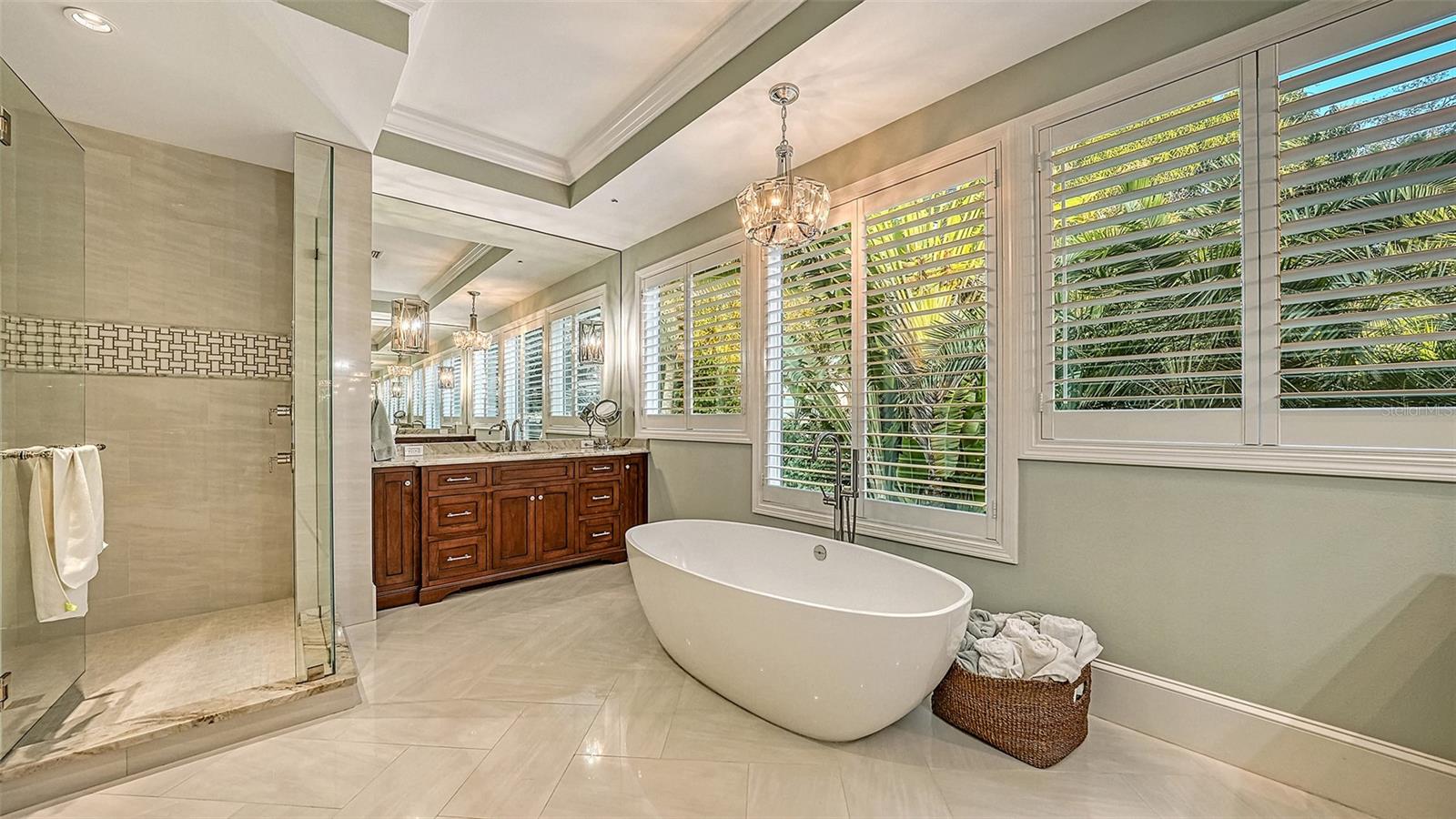 COCOANUT BAYOU - Residential