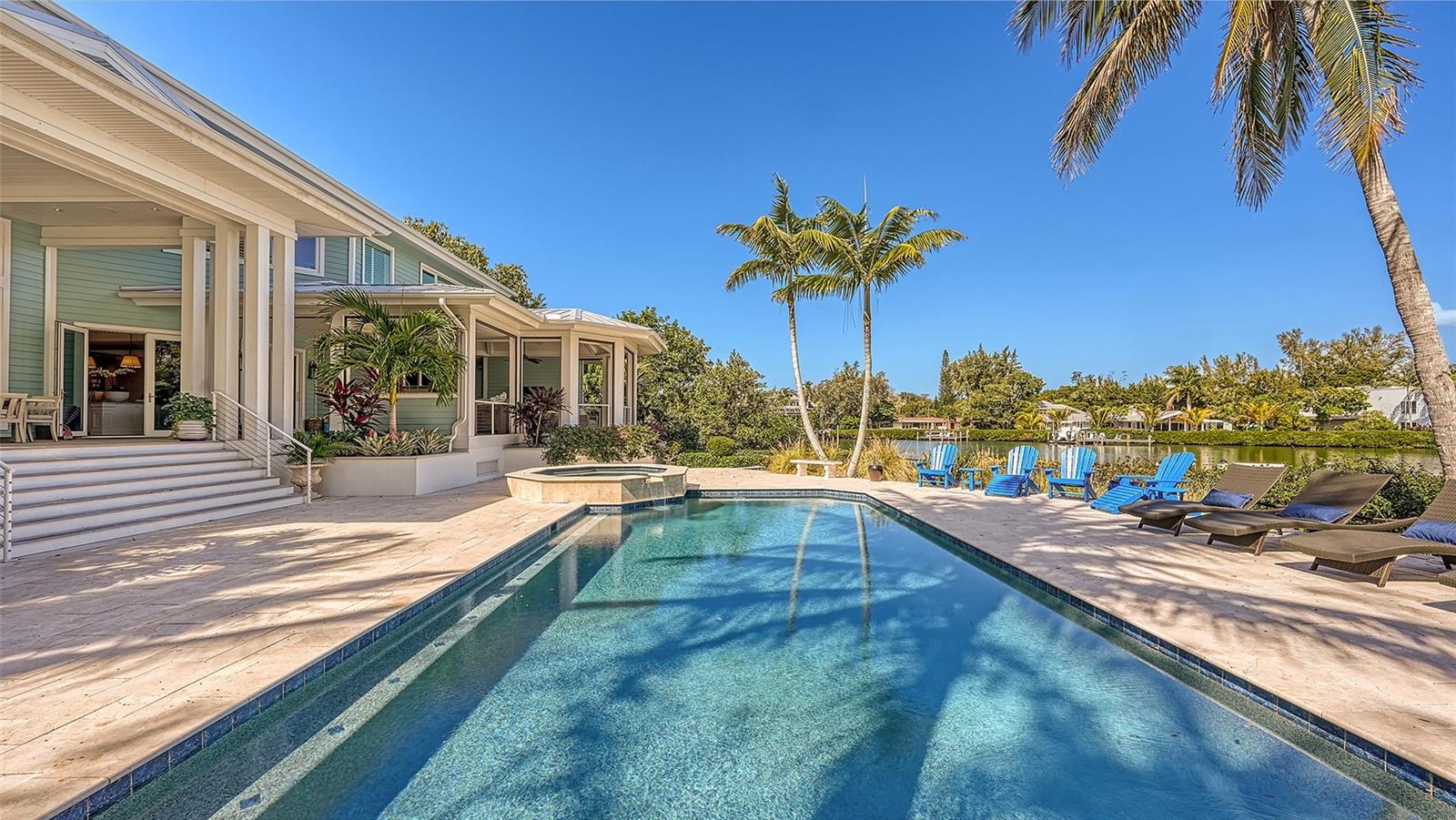 COCOANUT BAYOU - Residential