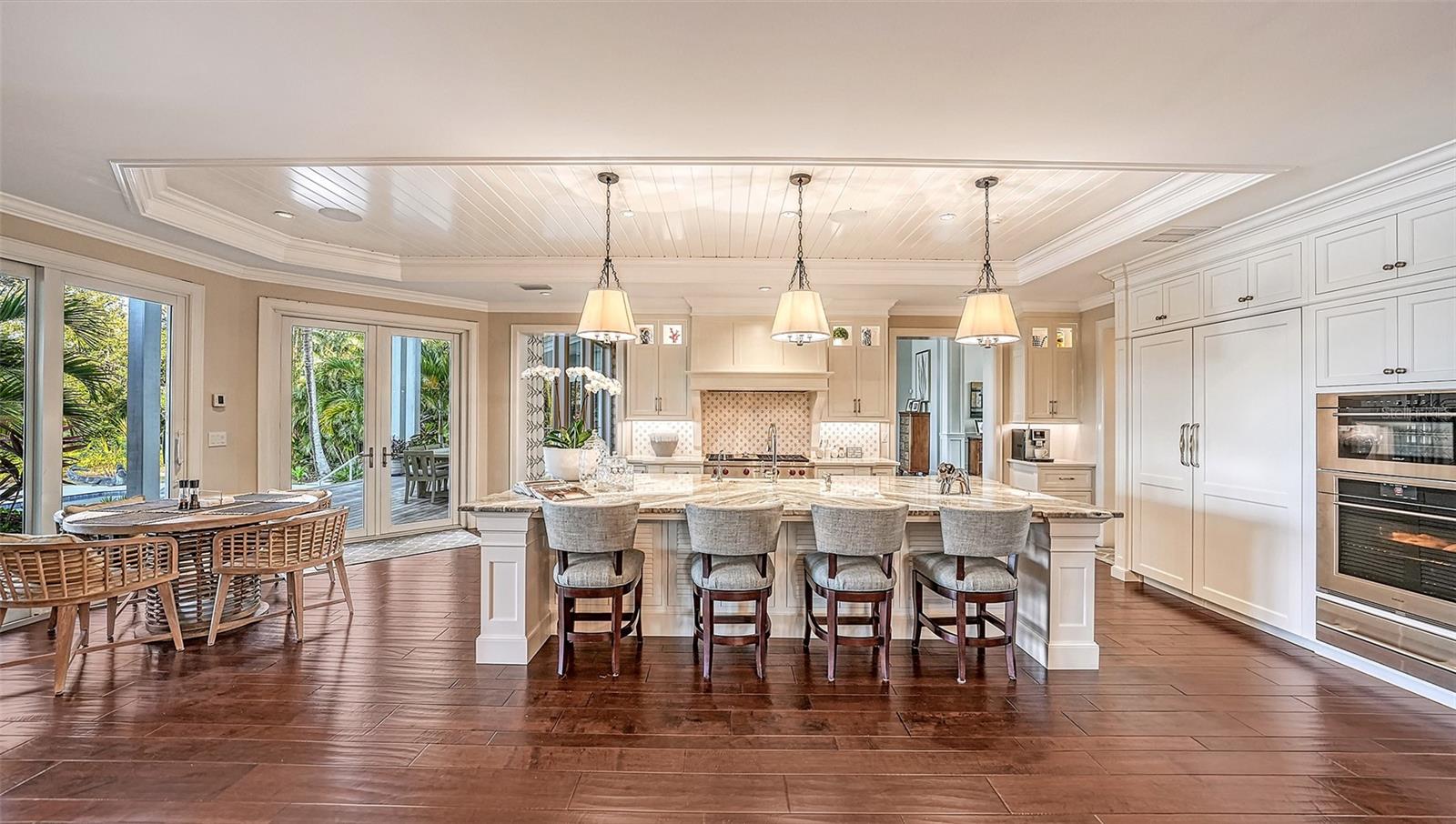 COCOANUT BAYOU - Residential