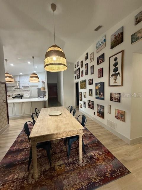 PALM HARBOR CENTER PH 01 - Residential Lease