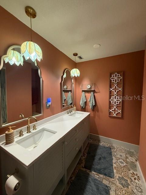 PALM HARBOR CENTER PH 01 - Residential Lease