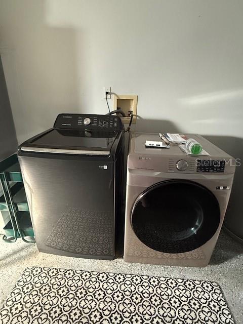 PALM HARBOR CENTER PH 01 - Residential Lease