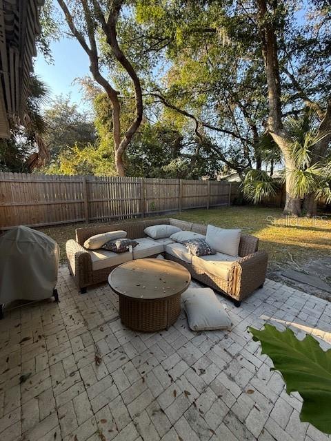 PALM HARBOR CENTER PH 01 - Residential Lease