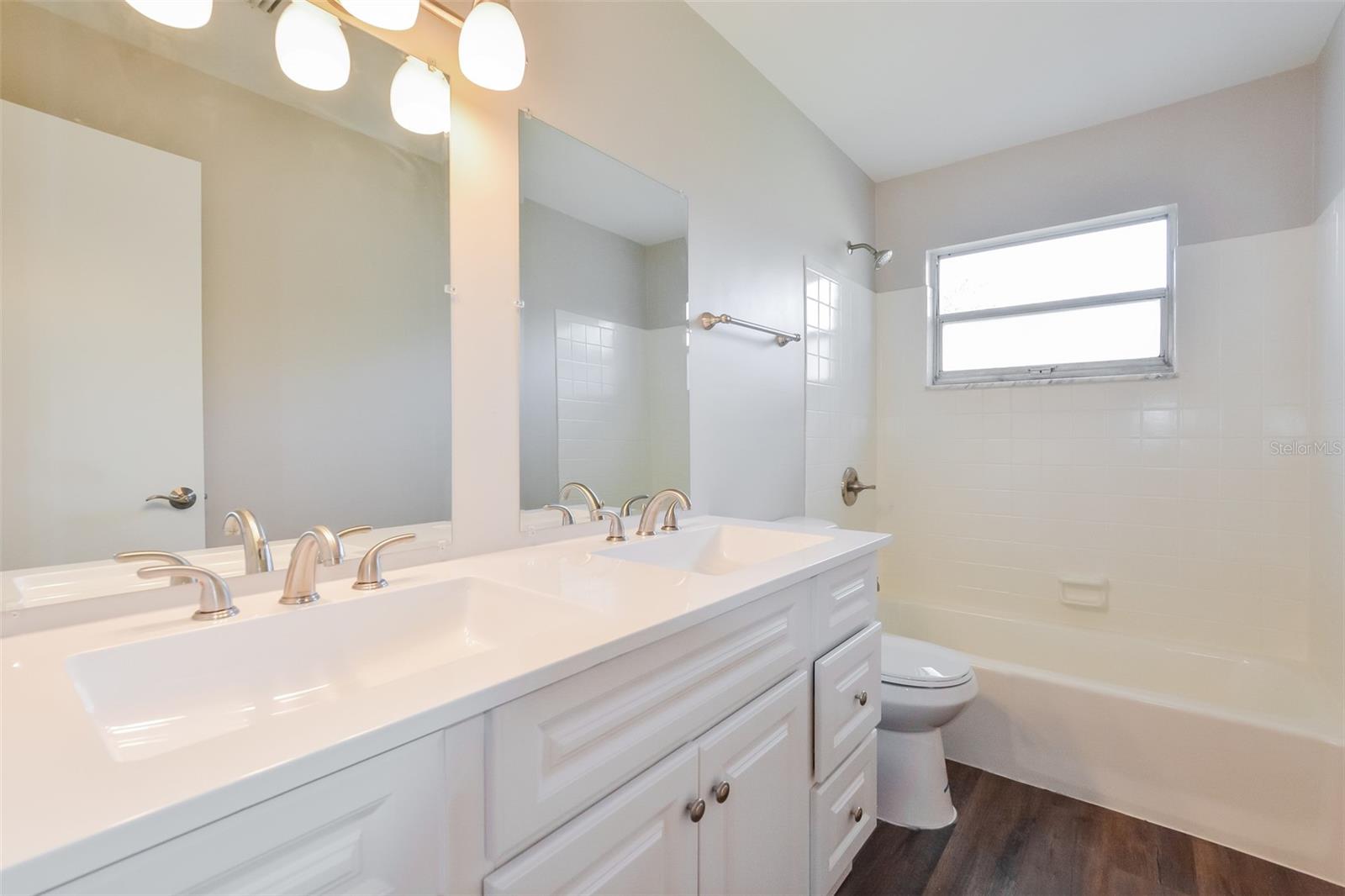 GEORGETOWN ESTATES - Residential Lease