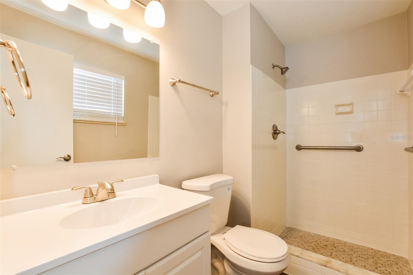 GEORGETOWN ESTATES - Residential Lease