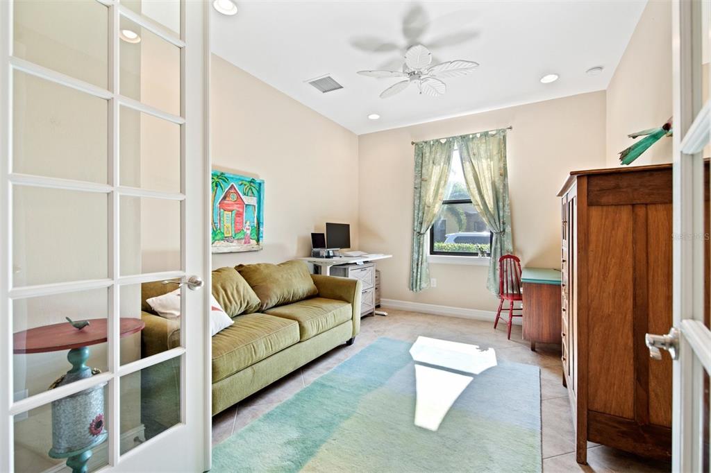 CALUSA PARK - Residential