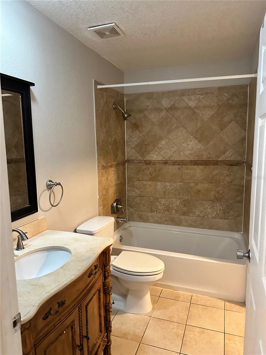 CYPRESS POINTE/LK ORLANDO - Residential Lease