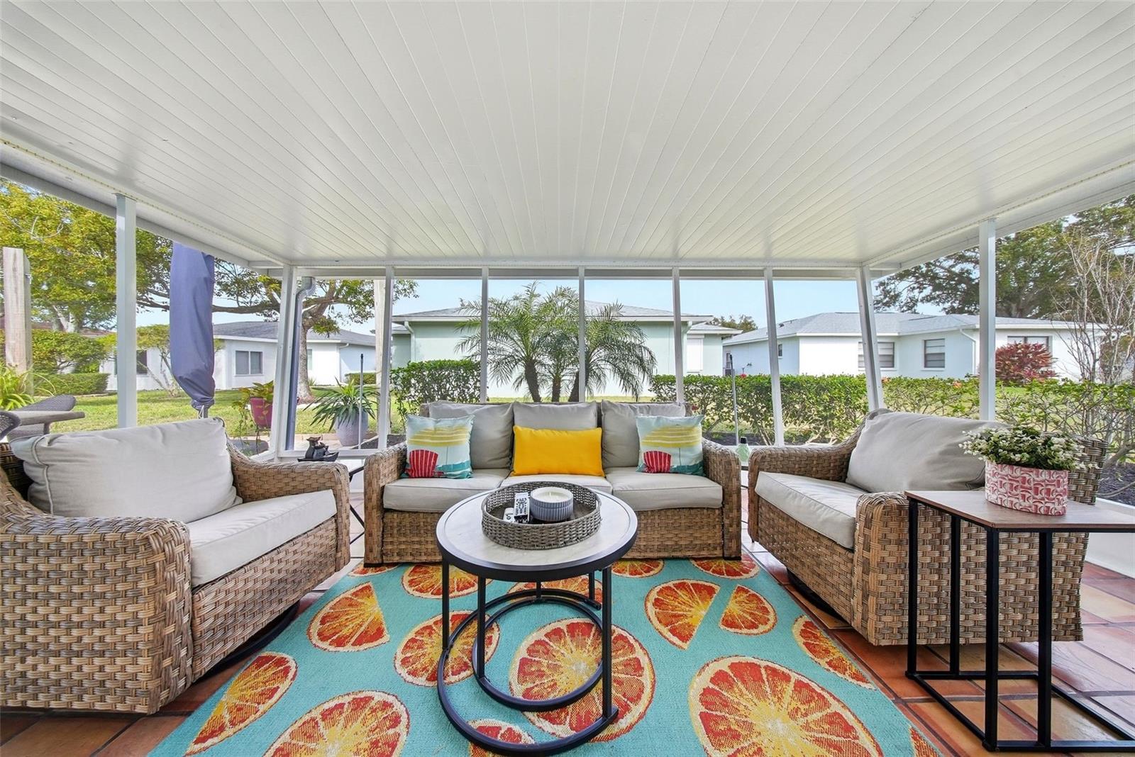 LAKES UNIT II PH I SEC II THE - Residential