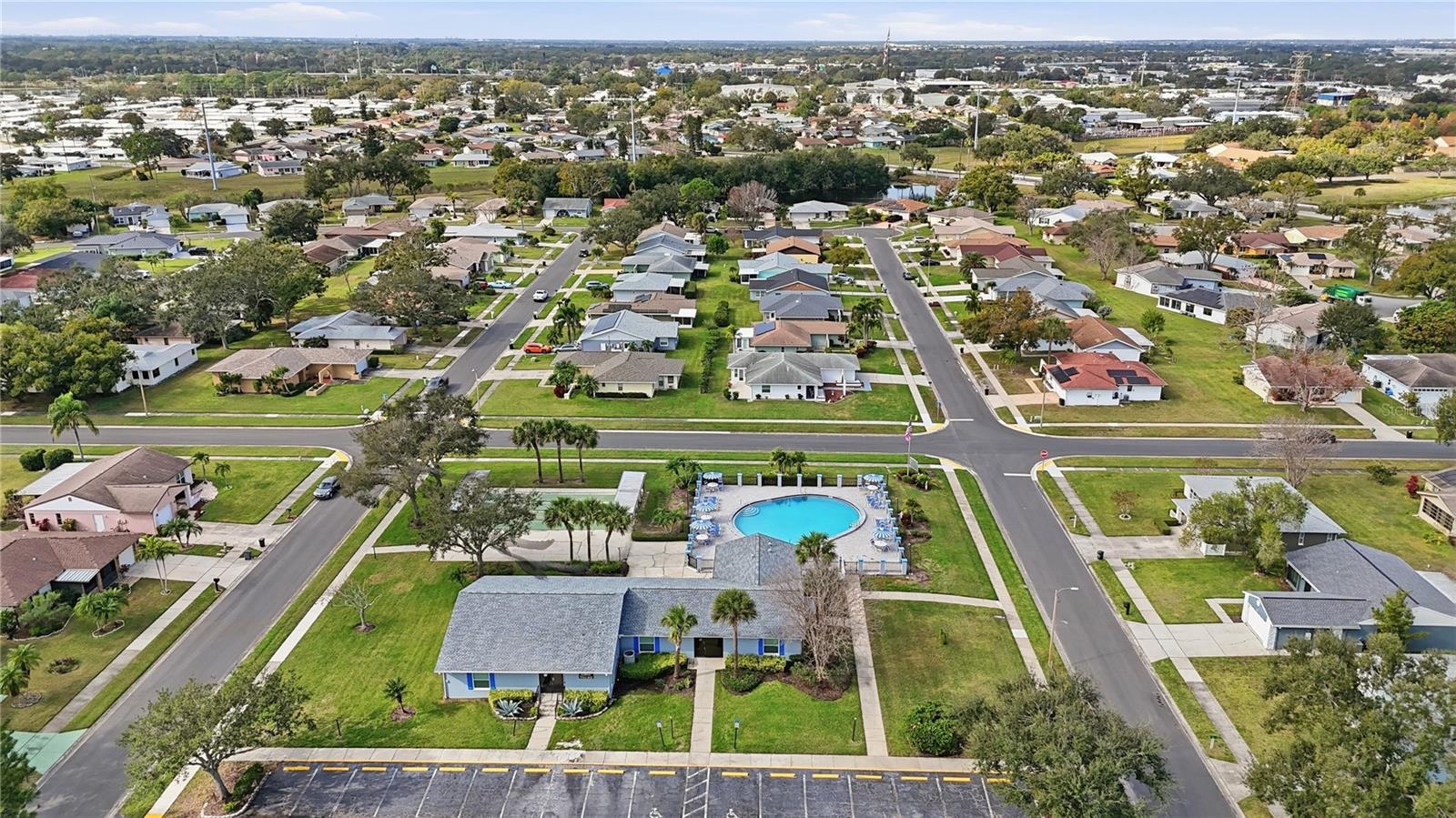 LAKES UNIT II PH I SEC II THE - Residential