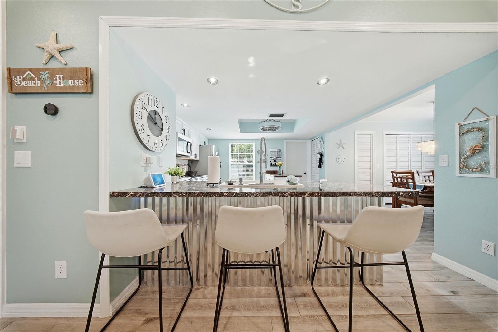 LAKES UNIT II PH I SEC II THE - Residential