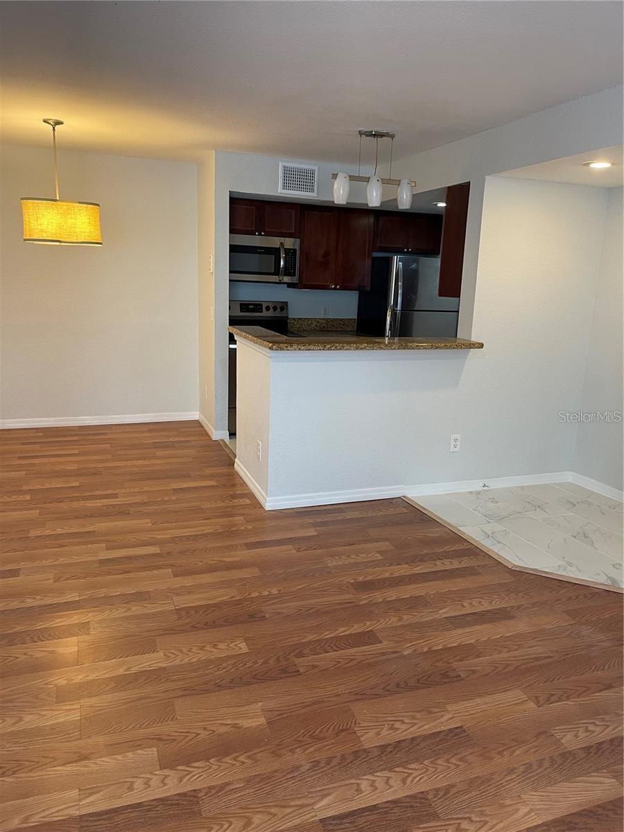 RESIDENCES/MILLENIA - Residential Lease