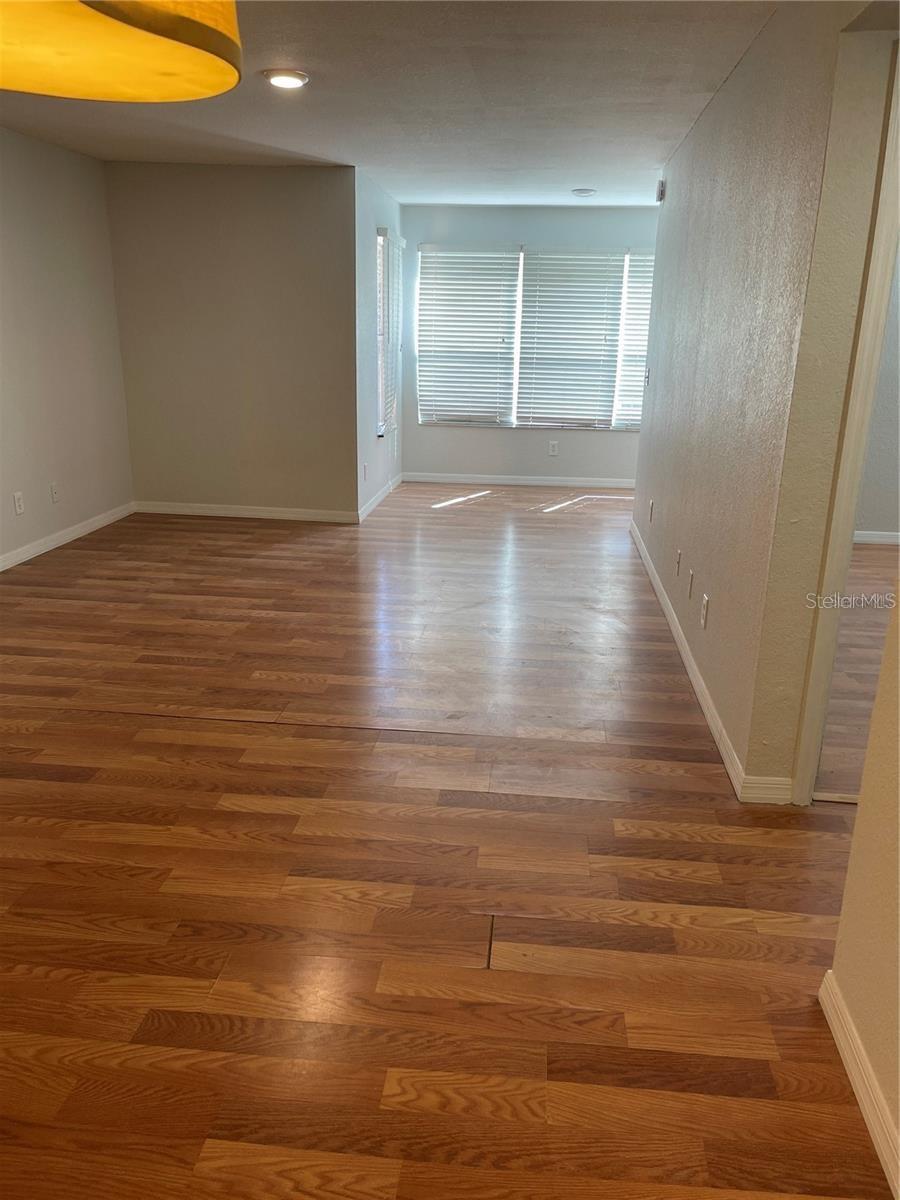 RESIDENCES/MILLENIA - Residential Lease