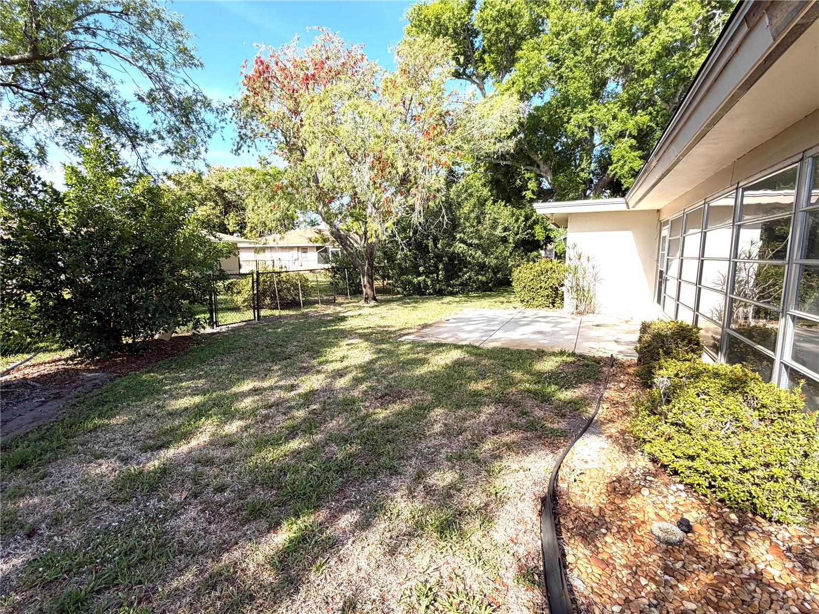 VILLAGE GREEN OF BRADENTON UNIT B - Residential