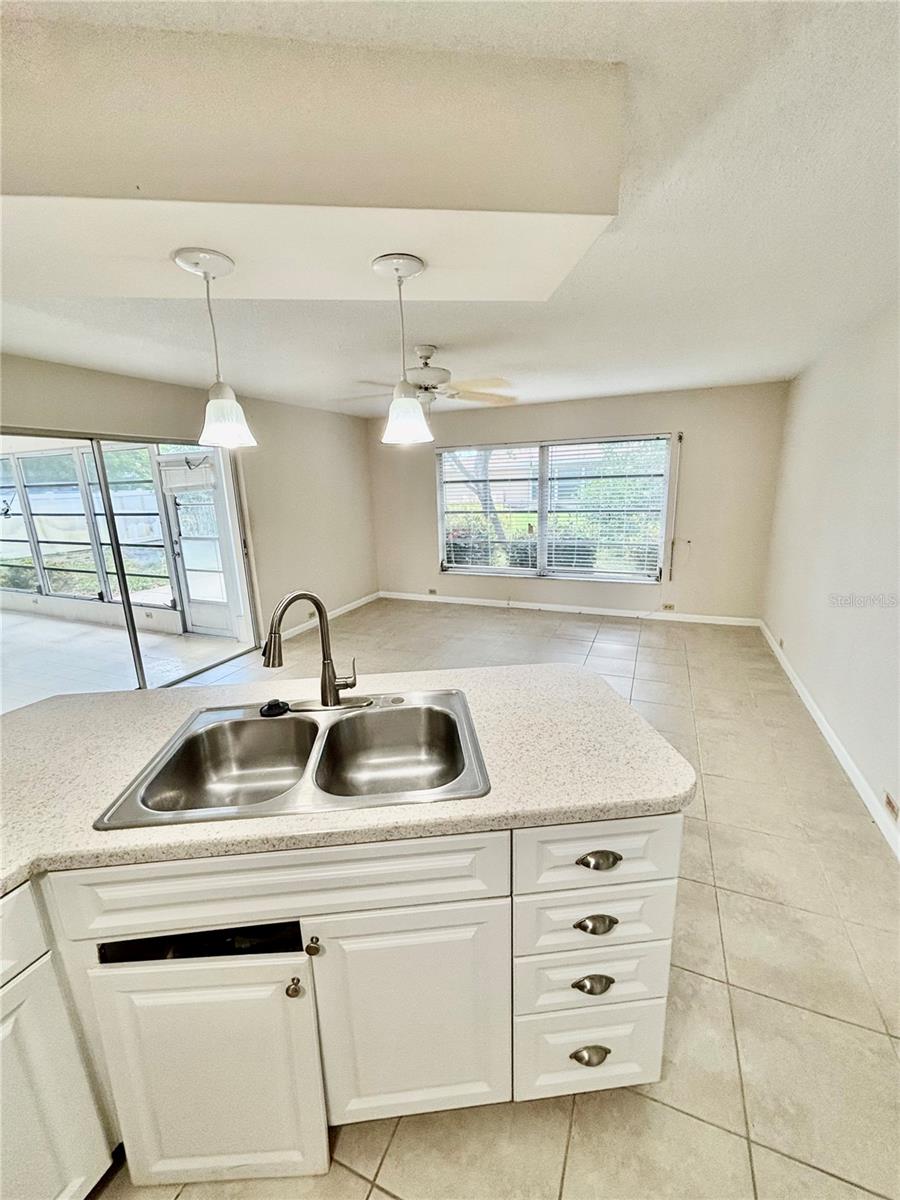 VILLAGE GREEN OF BRADENTON UNIT B - Residential