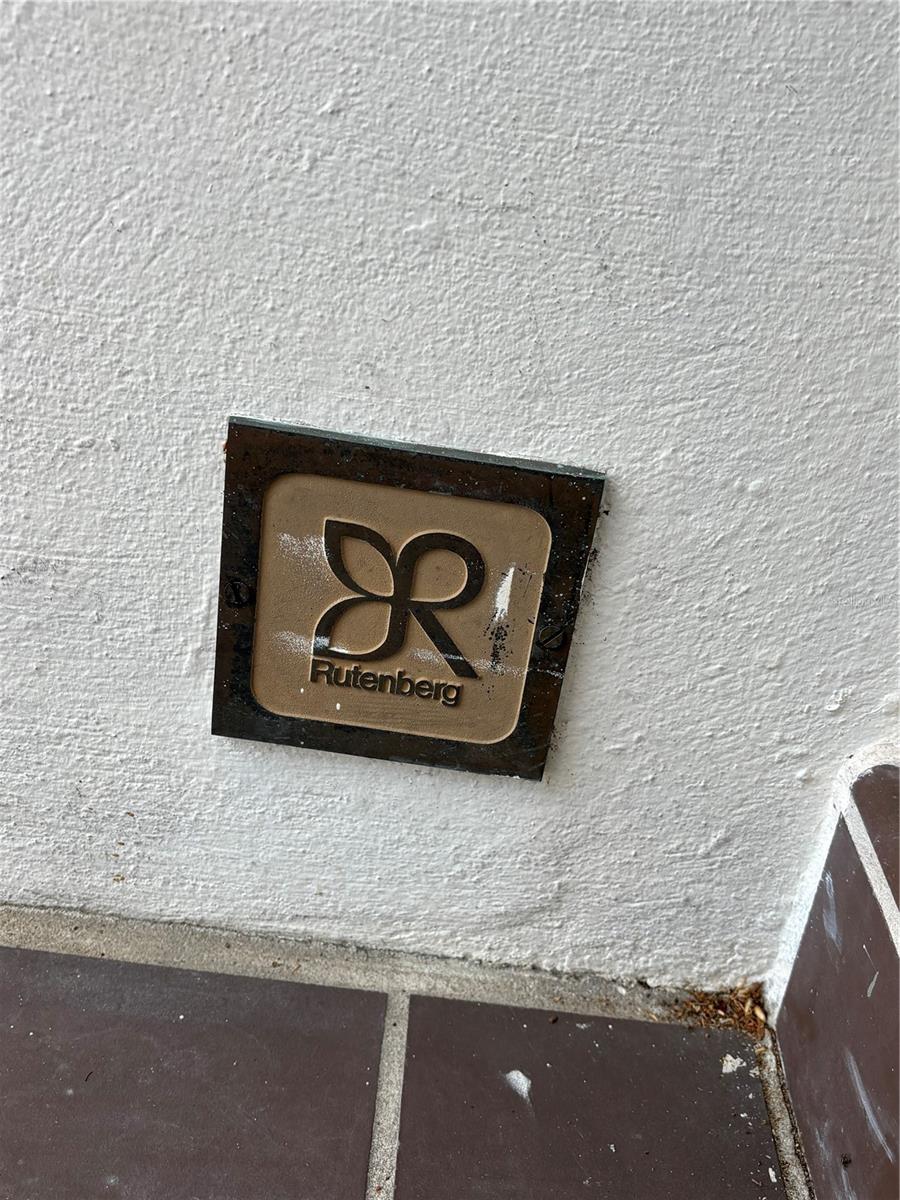 VILLAGE GREEN OF BRADENTON UNIT B - Residential