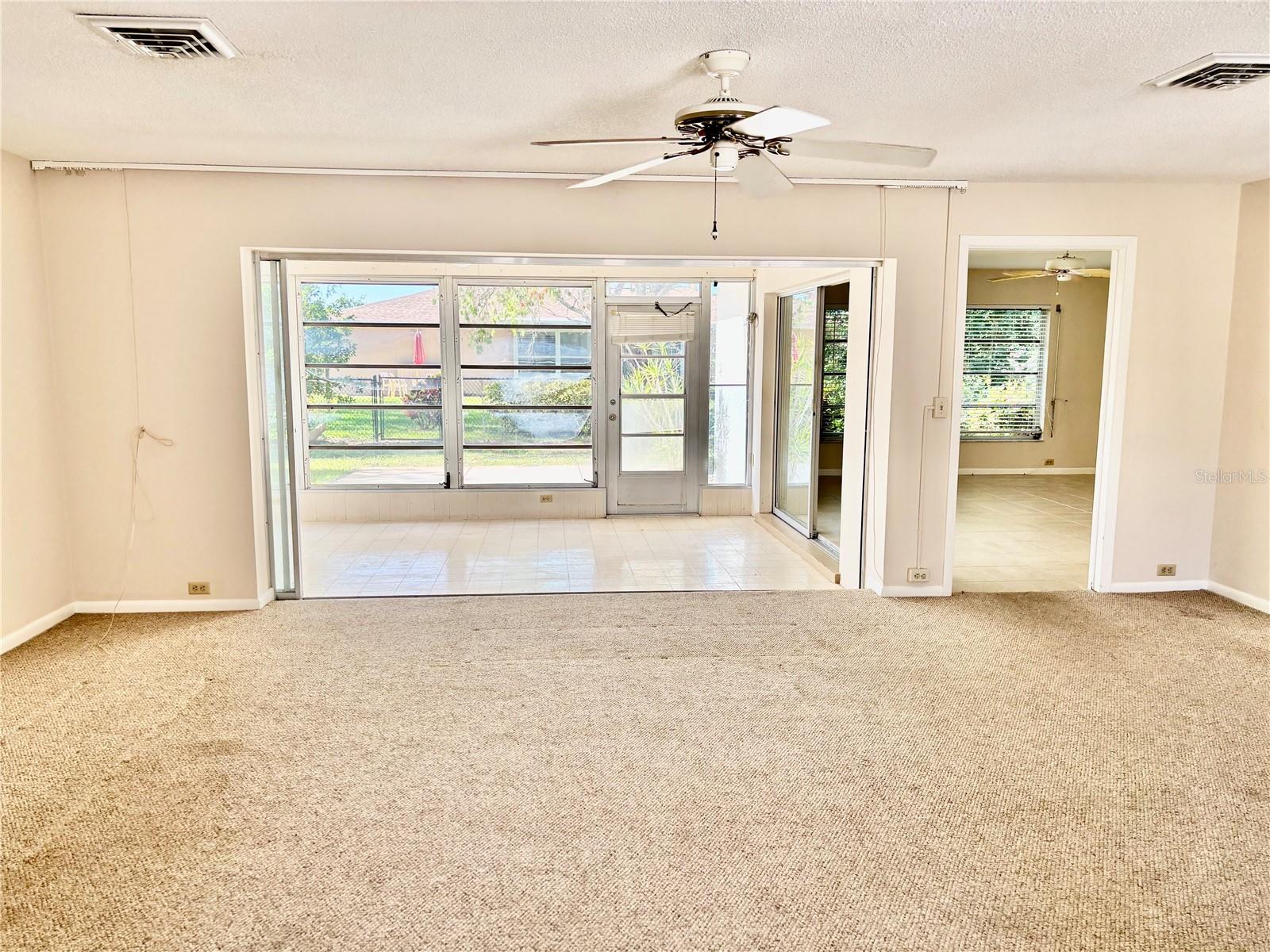 VILLAGE GREEN OF BRADENTON UNIT B - Residential