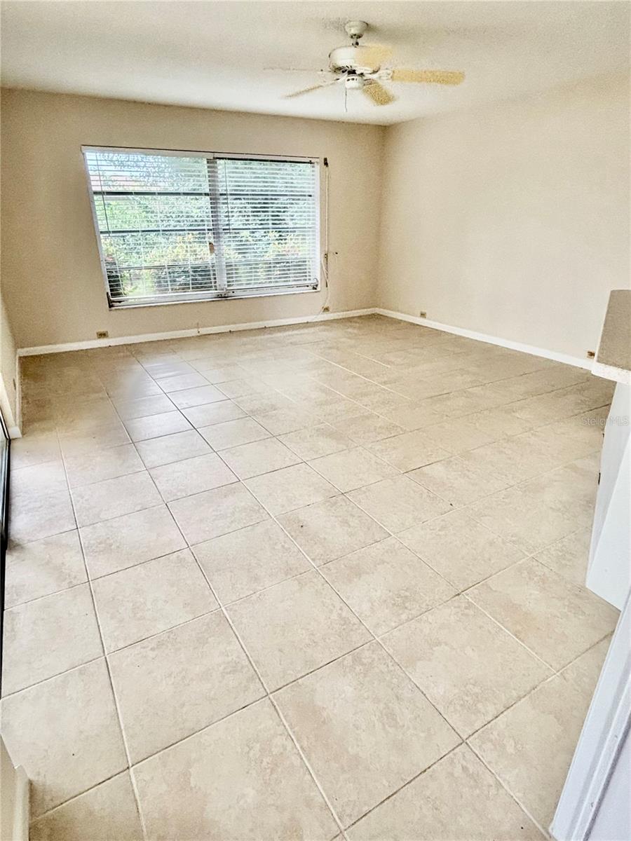 VILLAGE GREEN OF BRADENTON UNIT B - Residential