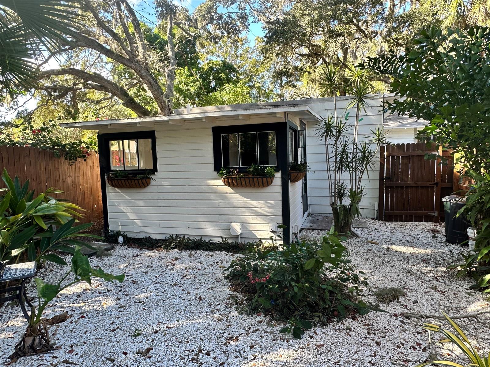 Completely remodeled one-bed efficiency ready for move-in now. Brand new floors, bathroom, cabinets, HVAC, refrigerator, oven, gas tankless water heater. You have to see it to believe it. Private off-street parking and fully-fenced backyard retreat perfect for entertaining or a dog. Perfectly-located .2 miles from the Ringling Campus and directly across the street from beautiful Firehouse Park. Convenient to downtown shopping and dining and just a short ride to Sarasota's selection of world-class beaches. Utilities Flat Fee of $250/mo added to monthly rent...covers electric, water, gas, trash, sewer, high-speed internet, pest control, lawn maintenance.