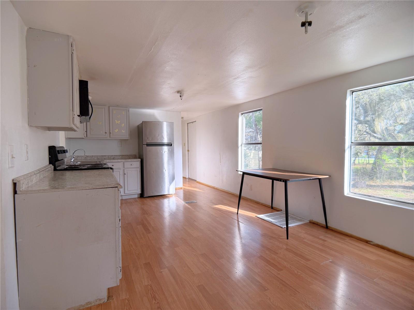 HALFMOON MINI-FARMS - Residential