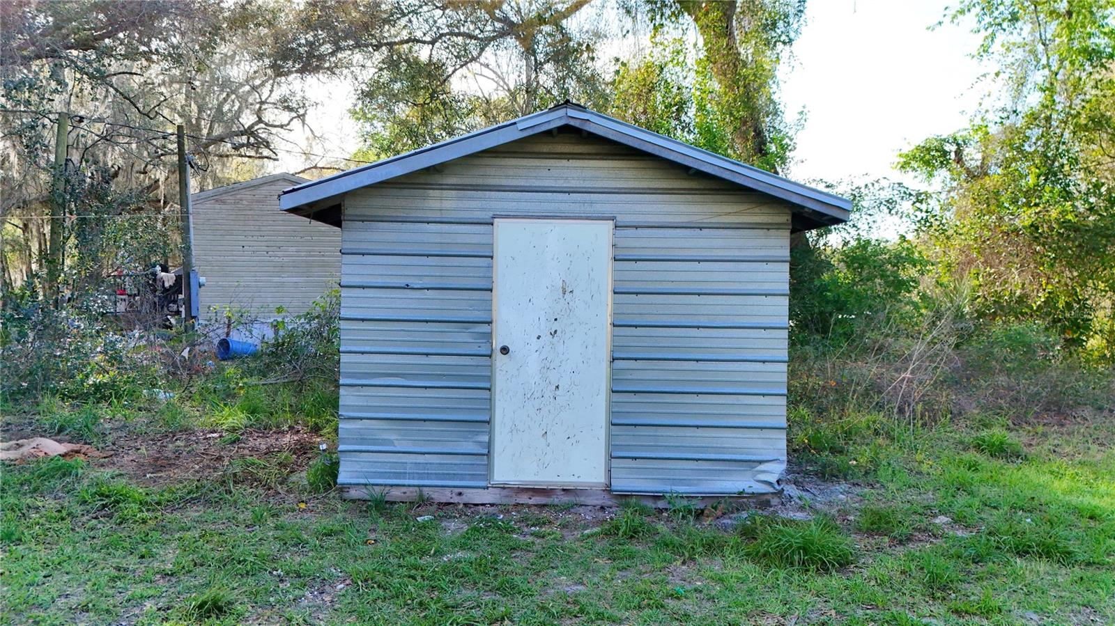 HALFMOON MINI-FARMS - Residential