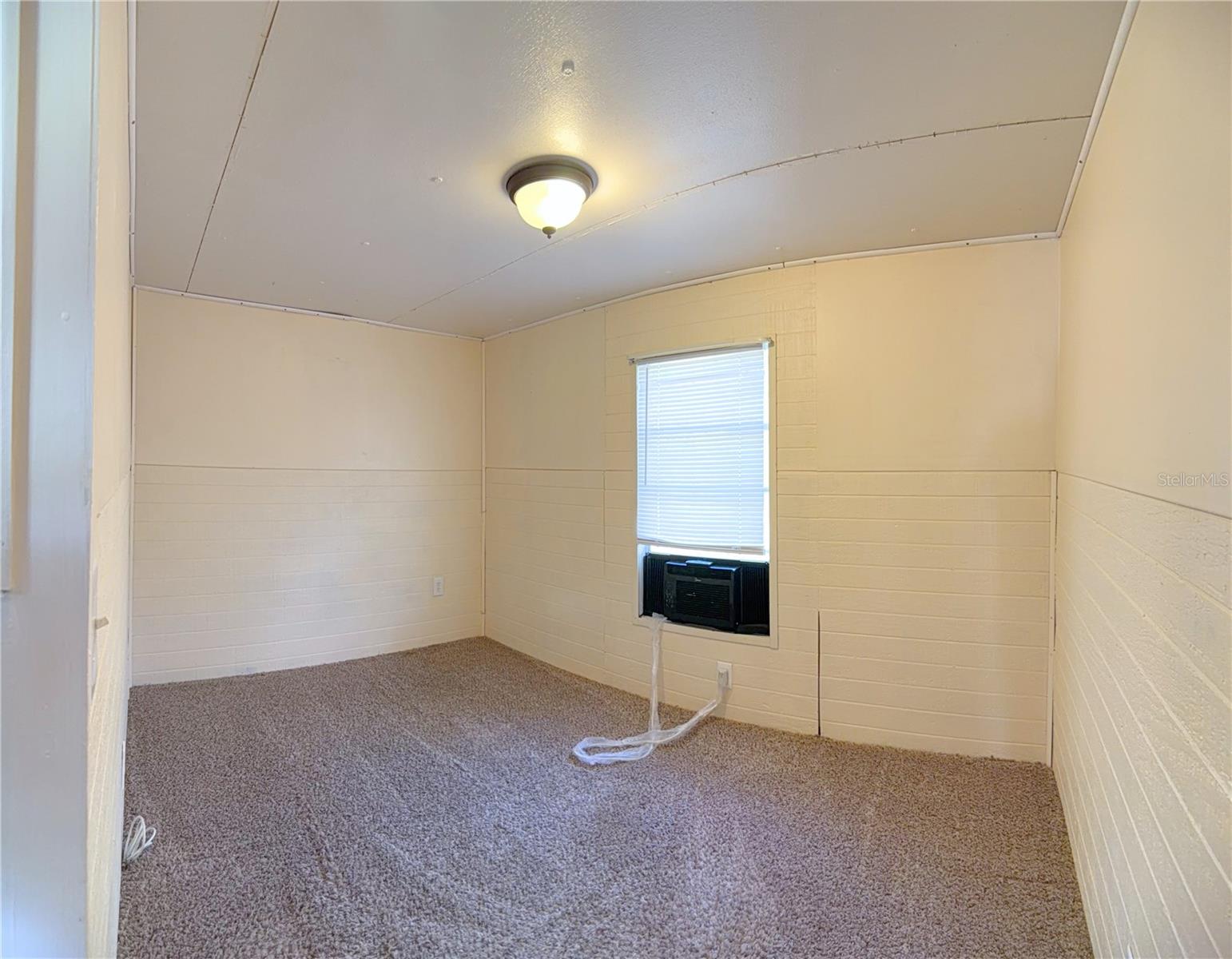 HALFMOON MINI-FARMS - Residential