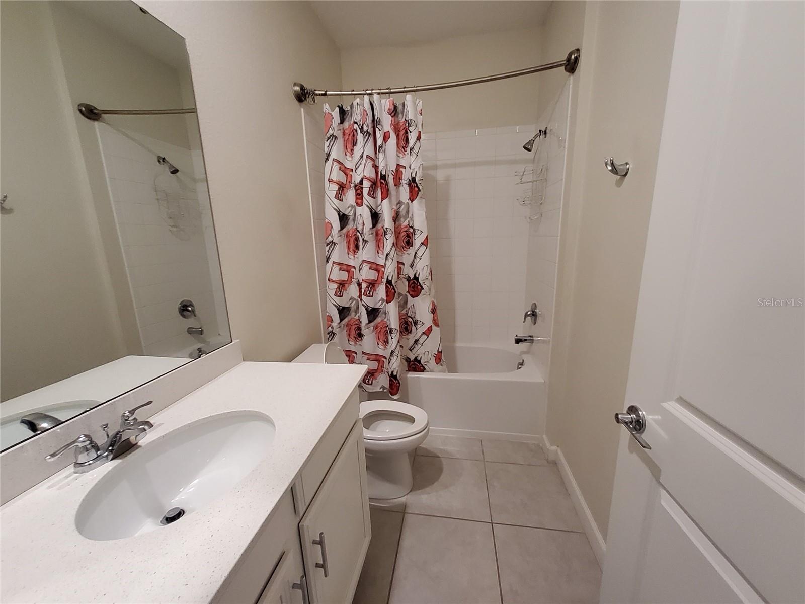 NORTHRIDGE ESTATES - Residential Lease