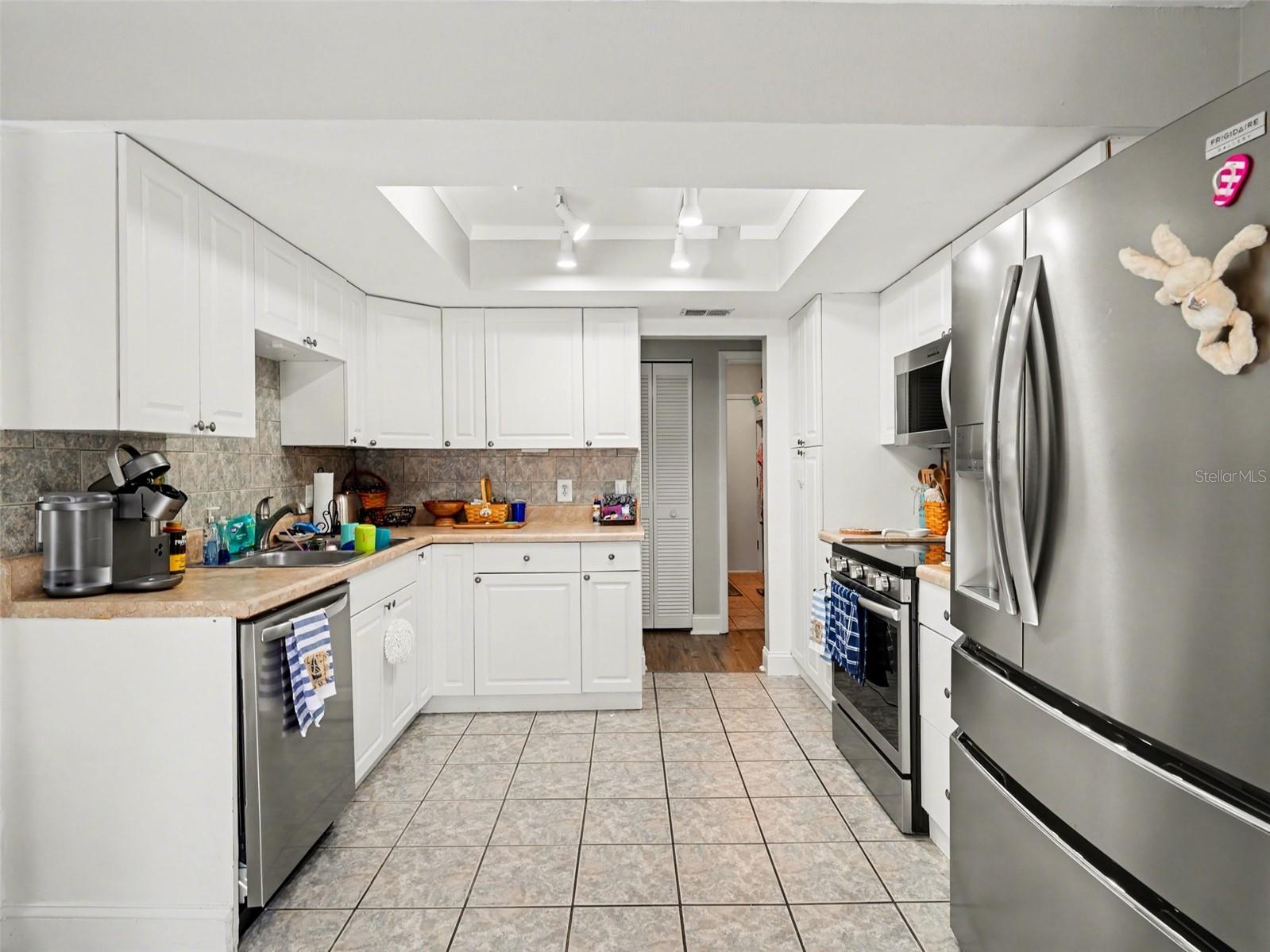 OAK TERRACE - Residential