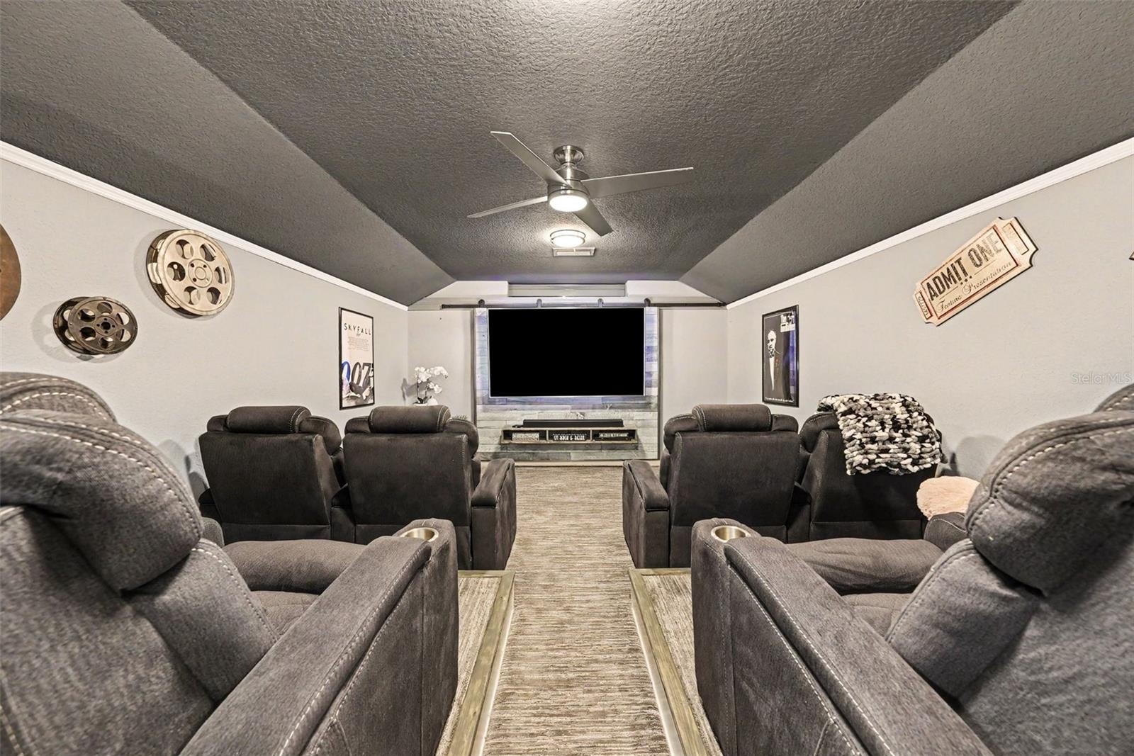 VALRICO FOREST - Residential
