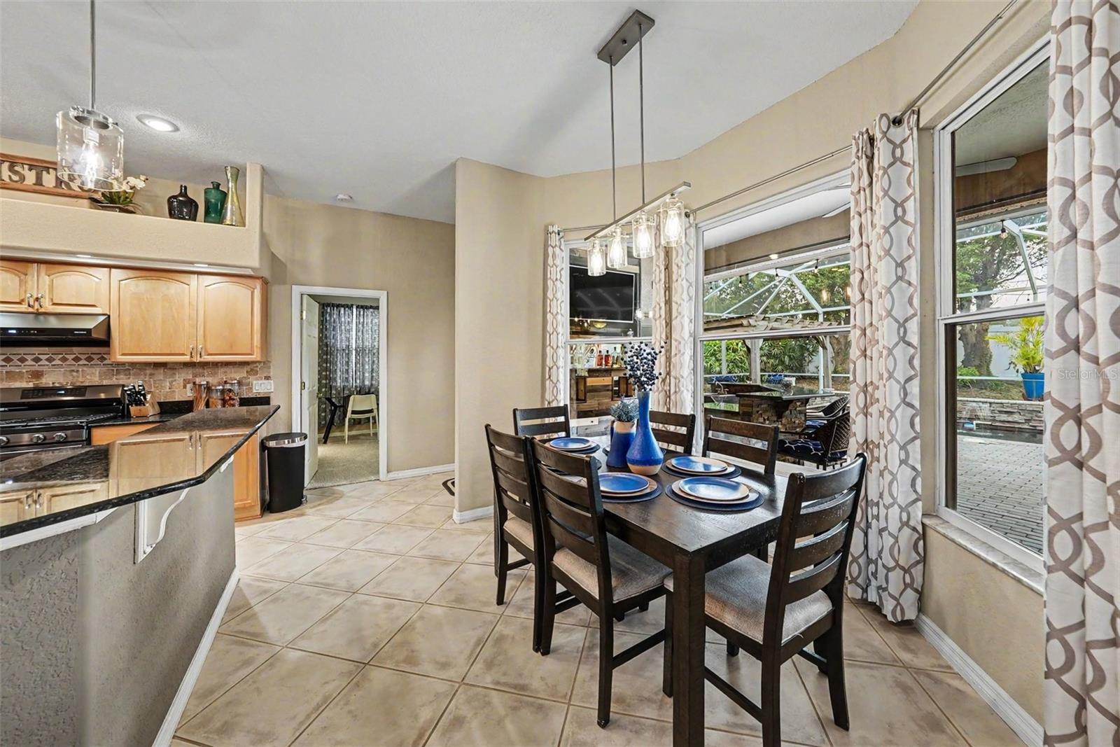 VALRICO FOREST - Residential