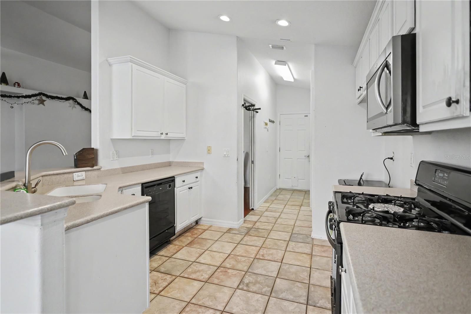 STONEGATE AT SILVER LAKE SUB - Residential