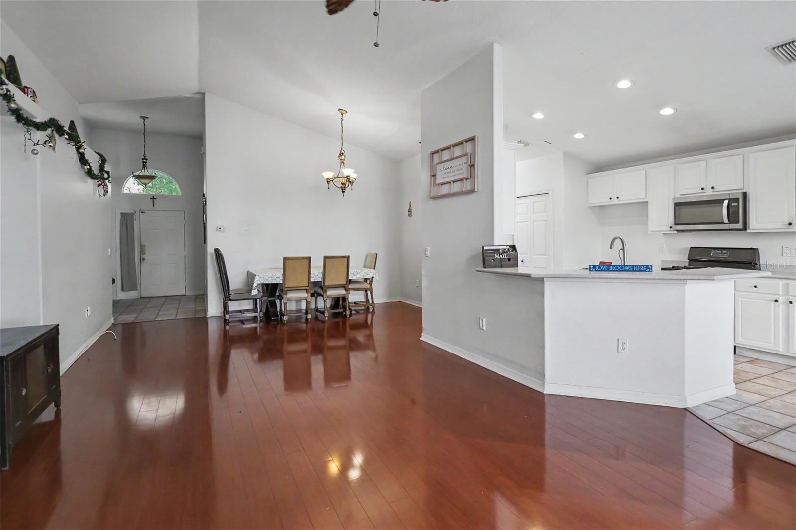 STONEGATE AT SILVER LAKE SUB - Residential