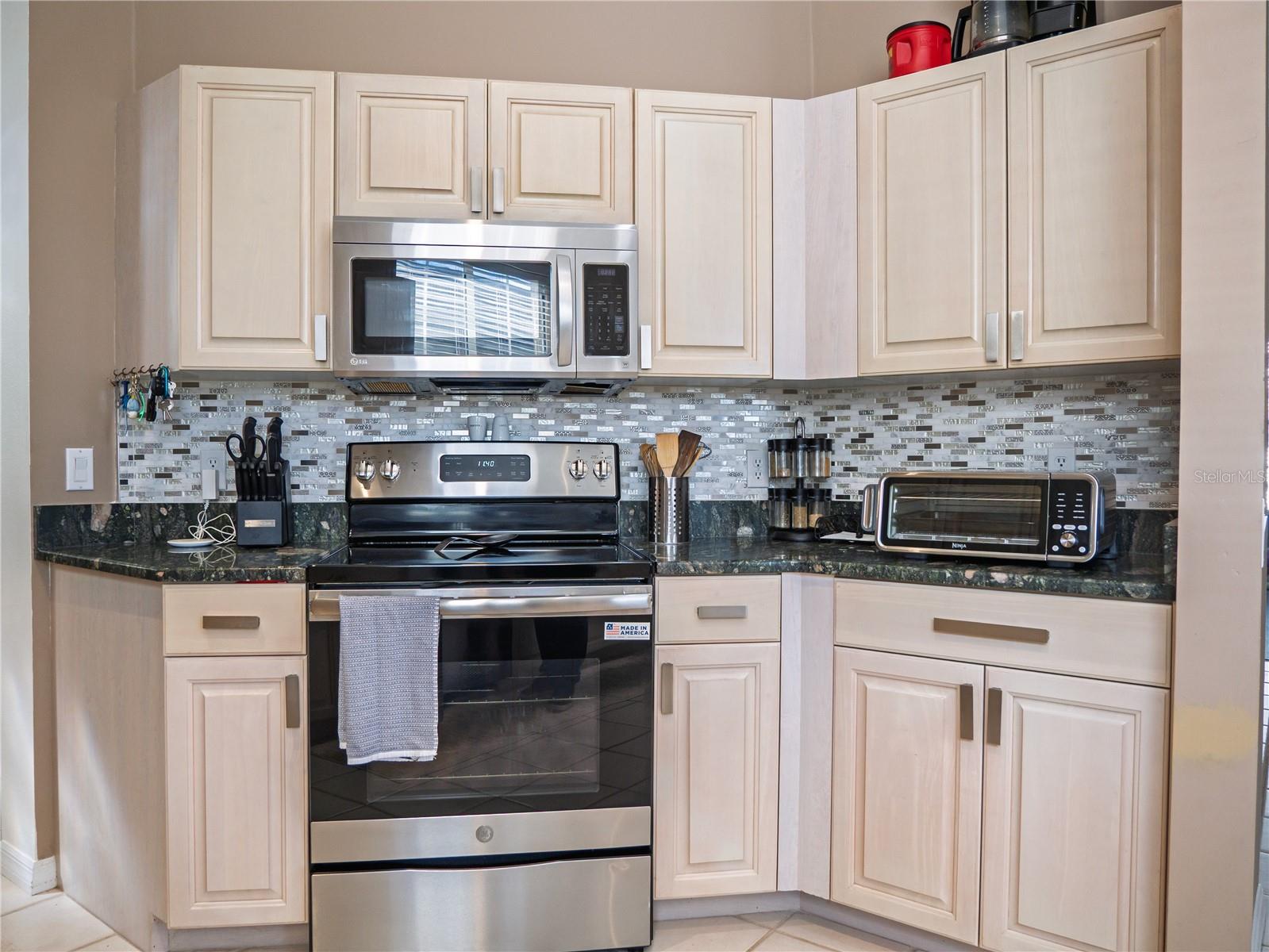 PERIDIA ISLE - Residential