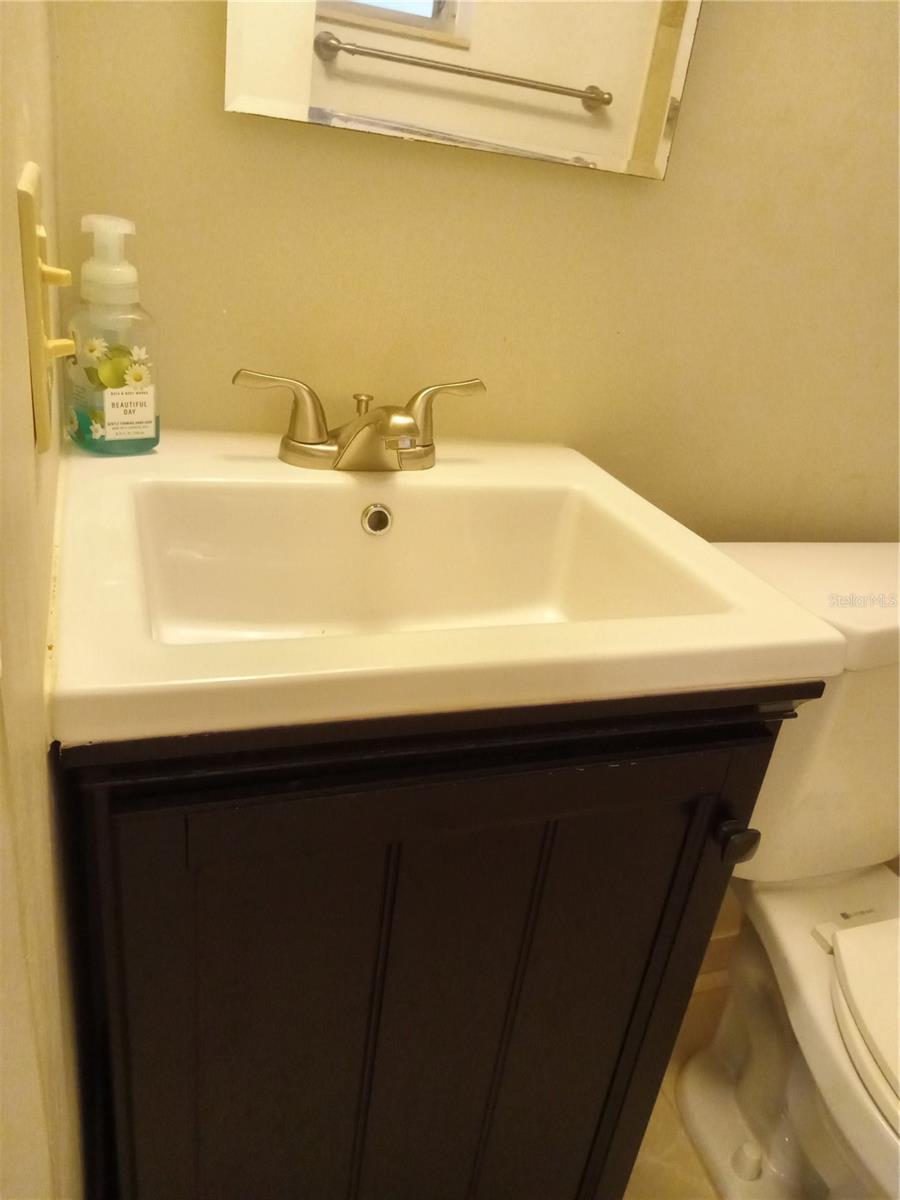 ON TOP OF THE WORLD - Residential Lease