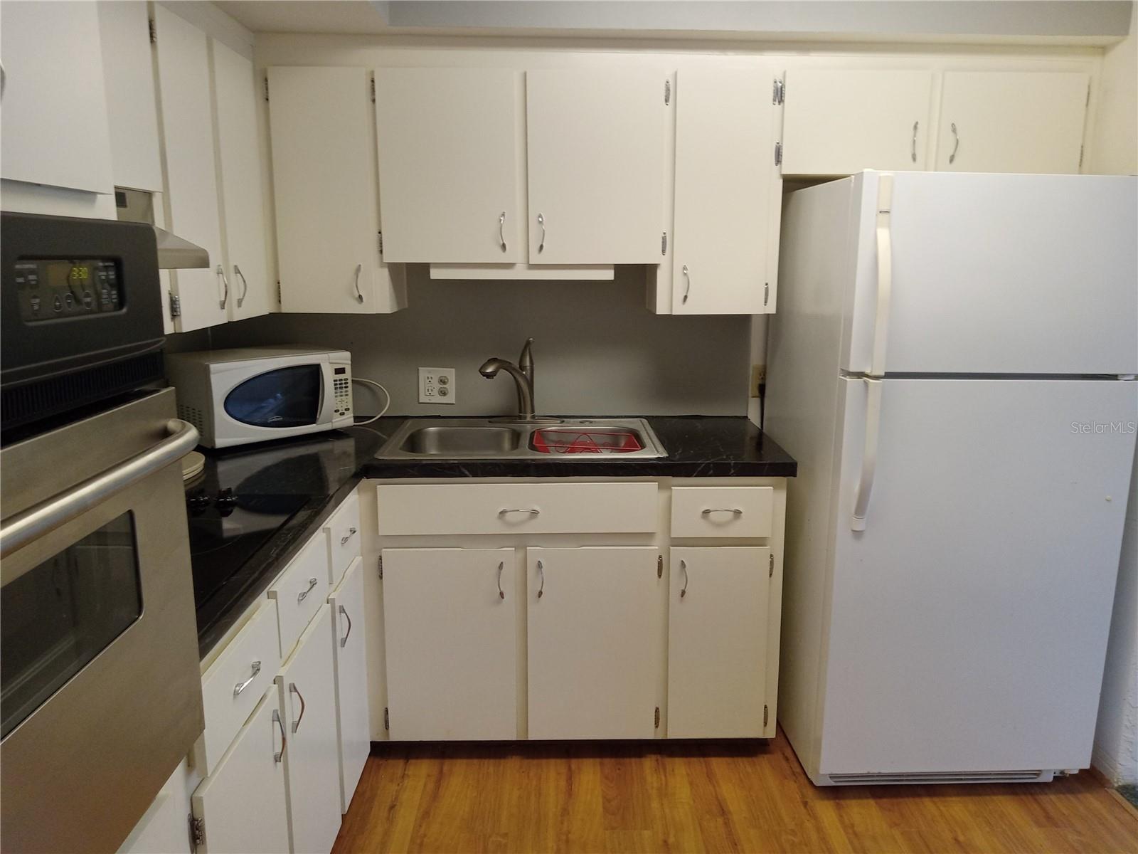 ON TOP OF THE WORLD - Residential Lease