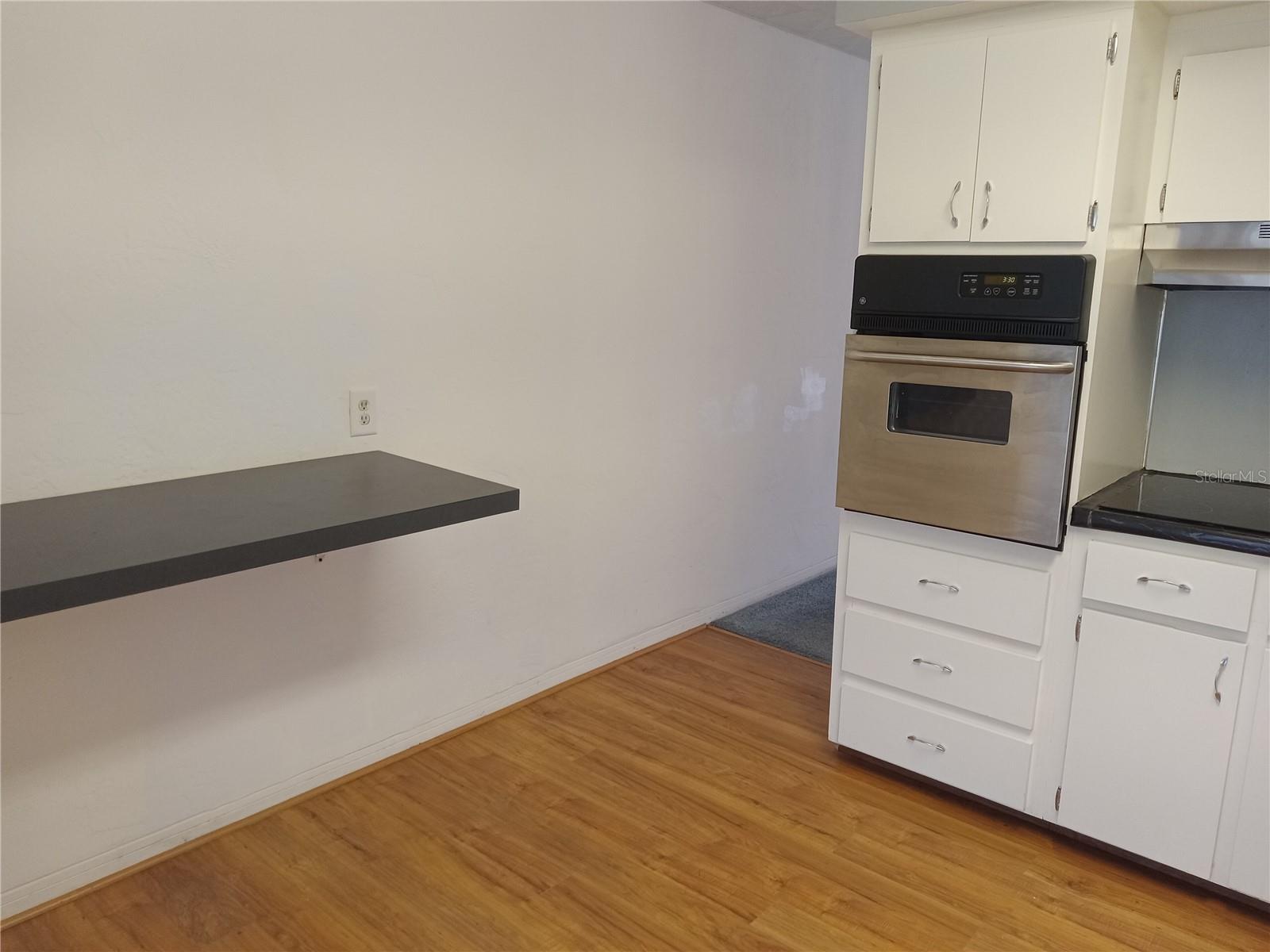 ON TOP OF THE WORLD - Residential Lease