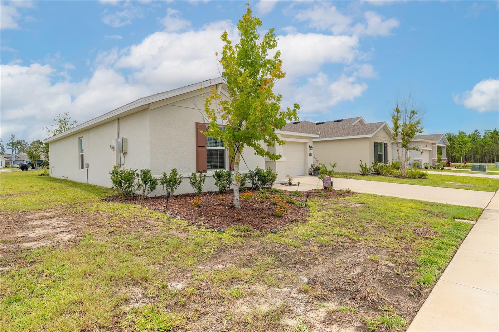 1148 SAND TRAP COURT