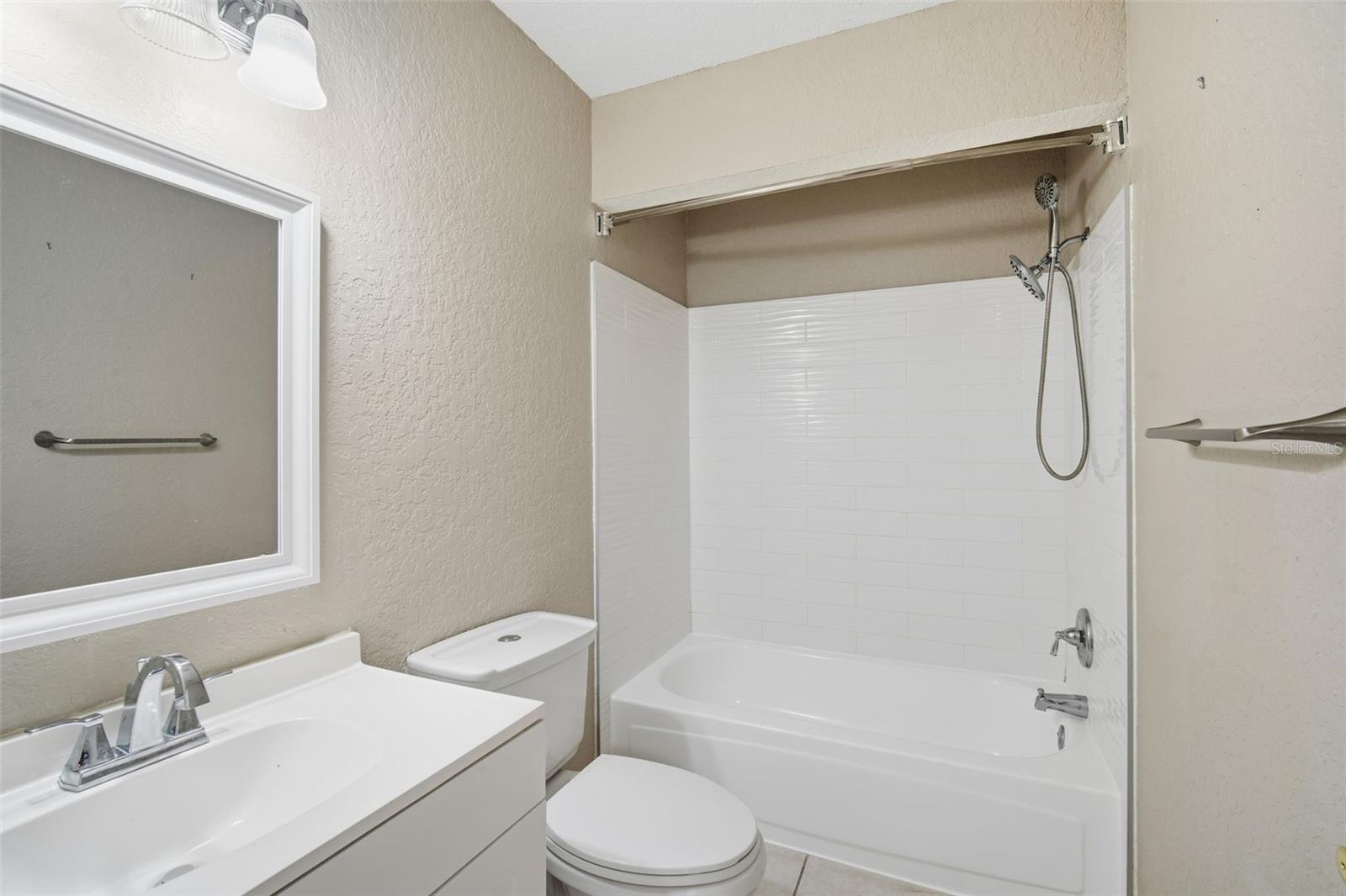 BRIGADOON ON LAKE HEATHER TOWNHOMES PHASE IV - Residential